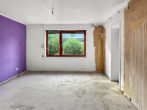 schlafzimmer mit angrenzendem bad - Oldenburg in Holstein – großzügiger Bungalow auf 750 m² Grundstück mit viel Gestaltungspotenzial