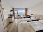 Schlaf- und Wohnbereich - Urlaub beginnt hier: Möbliertes Apartment direkt am Strand von Travemünde